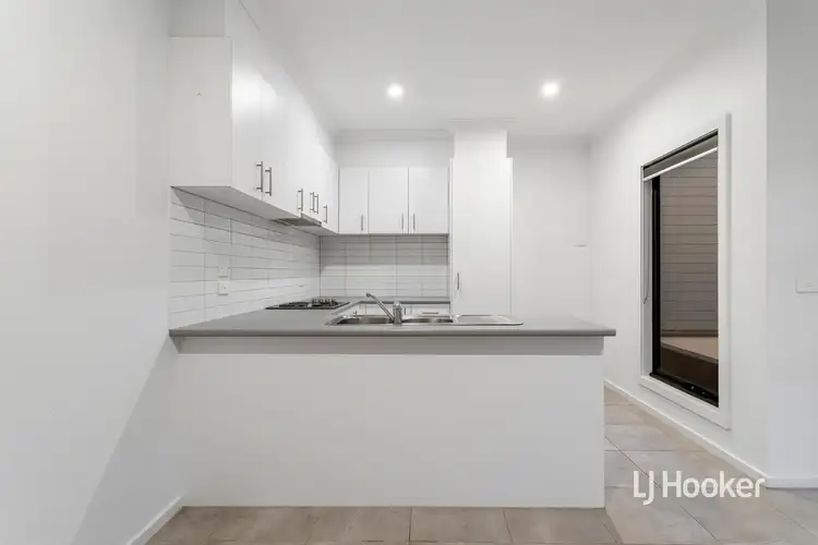 Fifth view of Homely townhouse listing, 3 Hiddleston Court, Cranbourne West VIC 3977