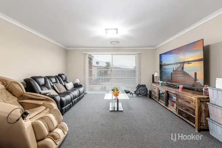 Second view of Homely house listing, 7 Hyandra Court, Millbridge WA 6232
