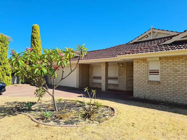 71 Rawlinson Drive, Marangaroo WA 6064