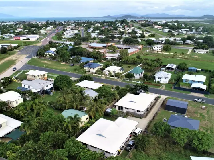 Sixth view of Homely semi-detached listing, 4a & 4b Russell Street, Bowen QLD 4805