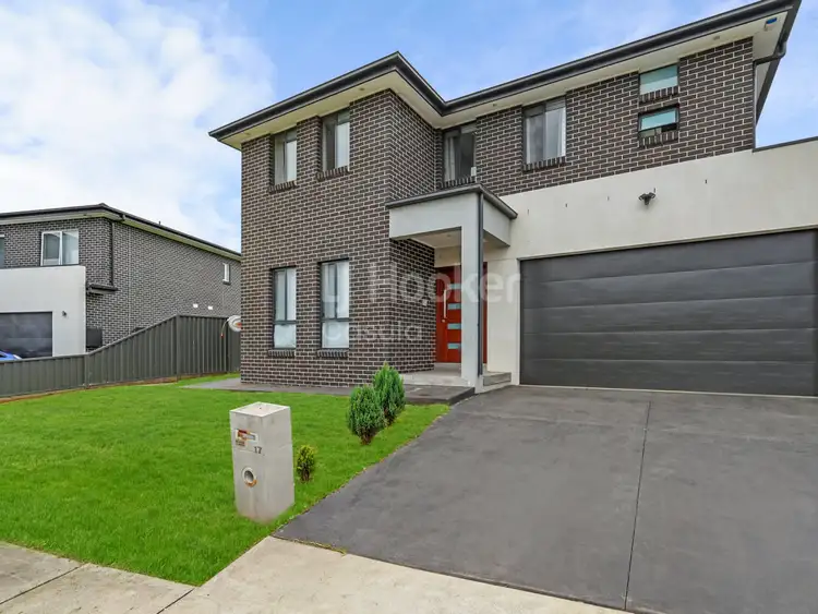 17 Besnard Street, Oran Park NSW 2570