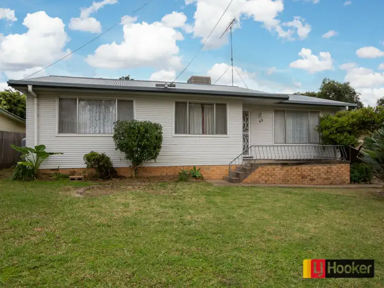 Main view of Homely house listing, 42 Holland Street, South Tamworth NSW 2340