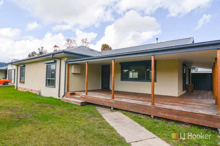 18 Amiens Street, Lithgow NSW 2790