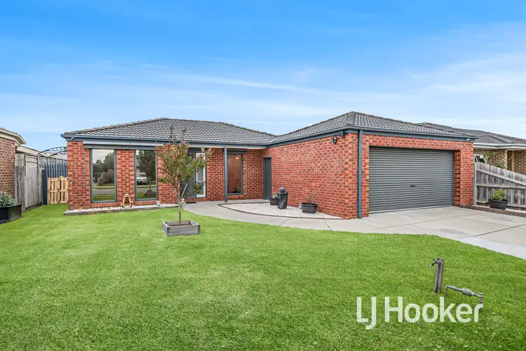Second view of Homely house listing, 5 Oak Avenue, Longwarry VIC 3816