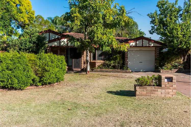 32 Golden Crescent, High Wycombe WA 6057