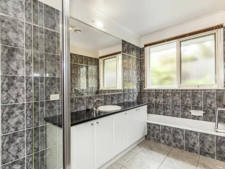 Sixth view of Homely house listing, 3 St Andrews Court, Chirnside Park VIC 3116