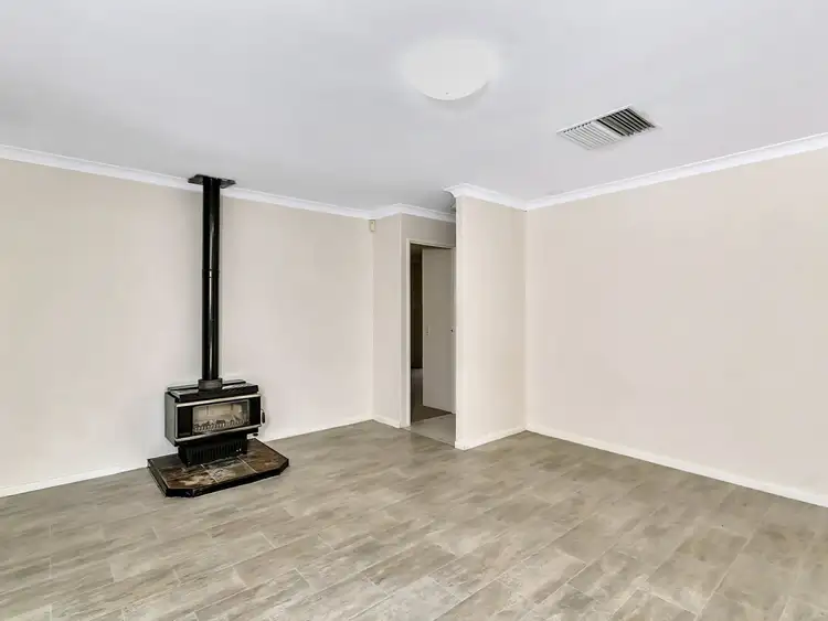 Seventh view of Homely house listing, 8 Pageant Loop, Heathridge WA 6027