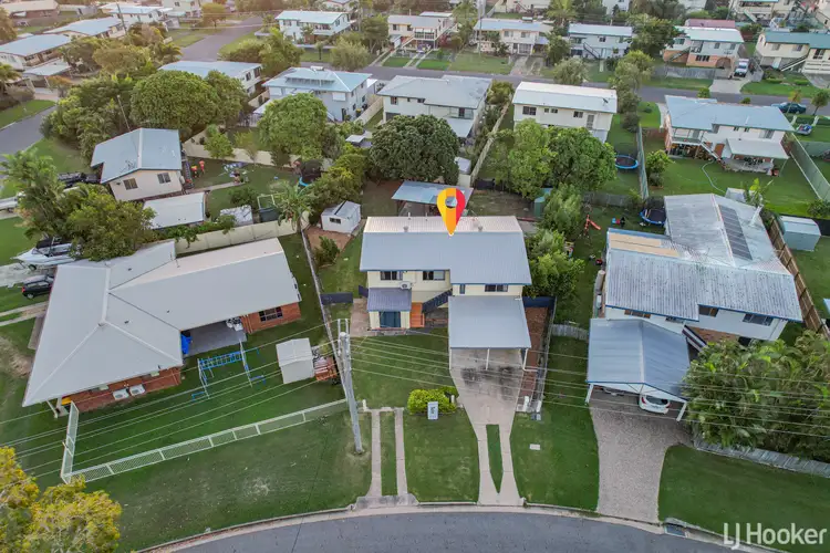 32 Elwing Street, Kawana QLD 4701