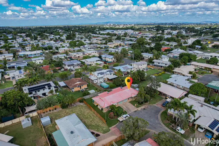 1/9 Buderim Close, Kawana QLD 4701