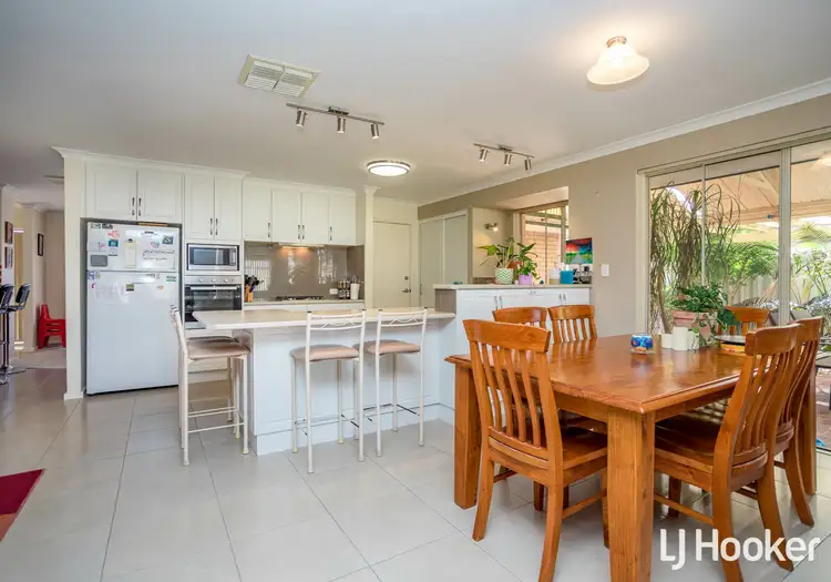 Sixth view of Homely house listing, 5 Bindoon Loop, Huntingdale WA 6110