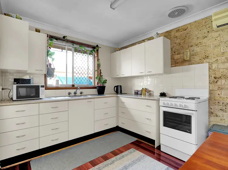Fifth view of Homely unit listing, 3/5 Dunlop Close, Singleton NSW 2330