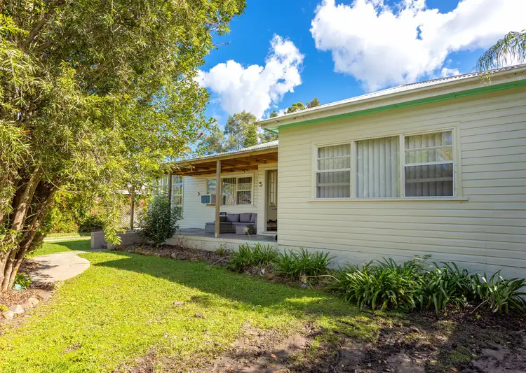 8 Nelson Street, Taree NSW 2430