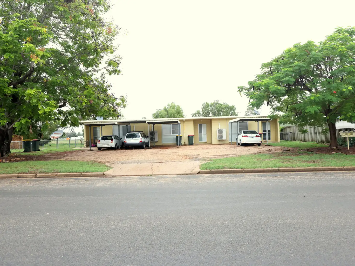 Main view of Homely block of units listing, 9 Baker Street, Emerald QLD 4720