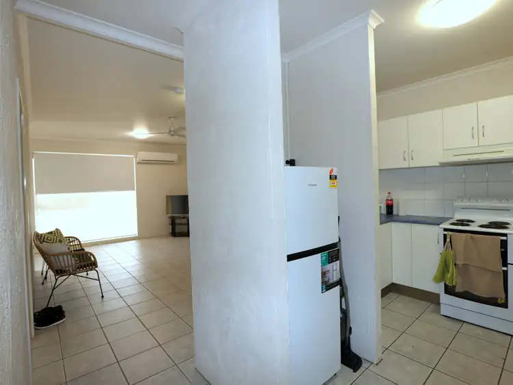 Fifth view of Homely block of units listing, 9 Baker Street, Emerald QLD 4720