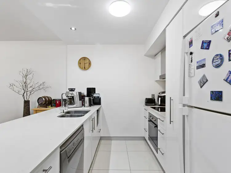 Fifth view of Homely unit listing, 42/80 Hornibrook Esplanade, Clontarf QLD 4019