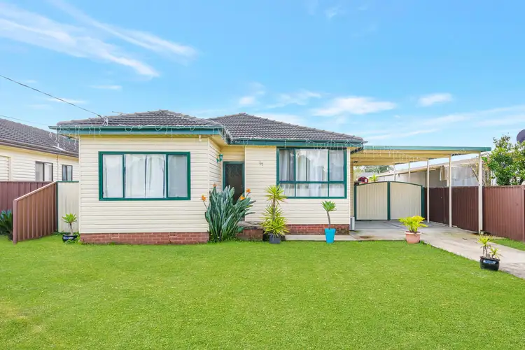 47 Chadwick Crescent, Fairfield West NSW 2165