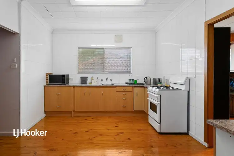 Sixth view of Homely house listing, 7 Oswald Crescent, Para Hills SA 5096
