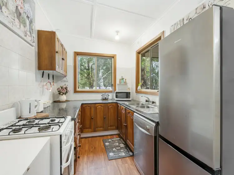 Fifth view of Homely house listing, 2 Huene Avenue, Halekulani NSW 2262
