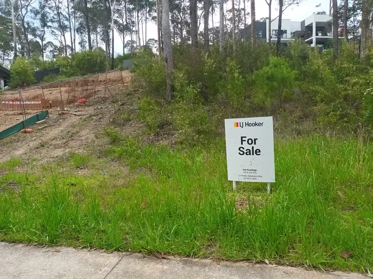 52 Bellbird Drive, Malua Bay NSW 2536