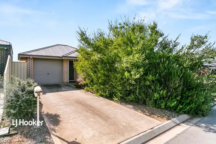 Second view of Homely house listing, 10 Rody Court, Munno Para West SA 5115