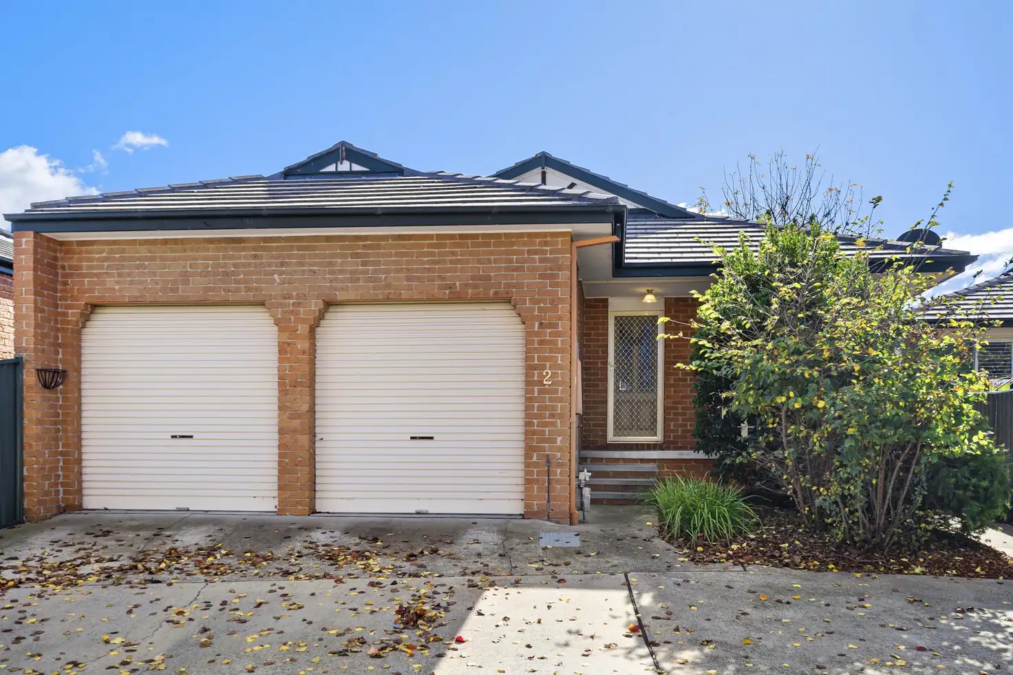 Main view of Homely townhouse listing, 2/42 Kenyon Circuit, Monash ACT 2904