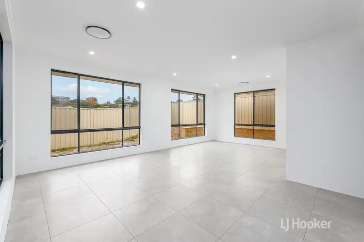 Fifth view of Homely house listing, 10 Wexford Lane, Bunbury WA 6230