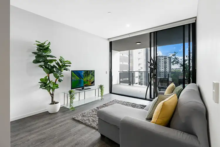 Third view of Homely apartment listing, 506/28 Wolseley Street, Woolloongabba QLD 4102