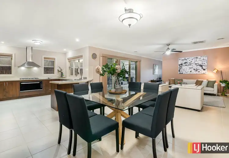 53 Augusta Way, Hidden Valley VIC 3756