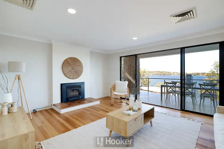 4 Sealand Road, Fishing Point NSW 2283