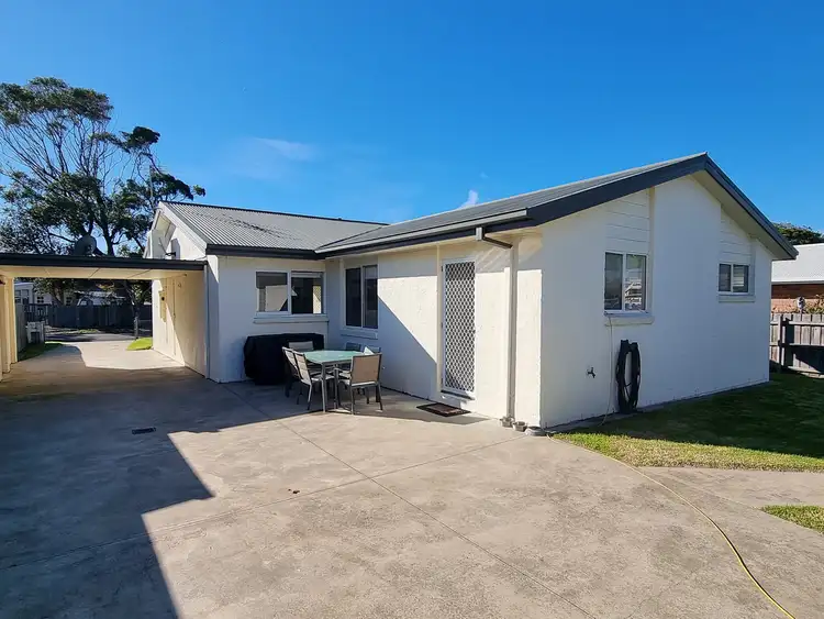 Fifth view of Homely house listing, 18 Long Street, Lakes Entrance VIC 3909