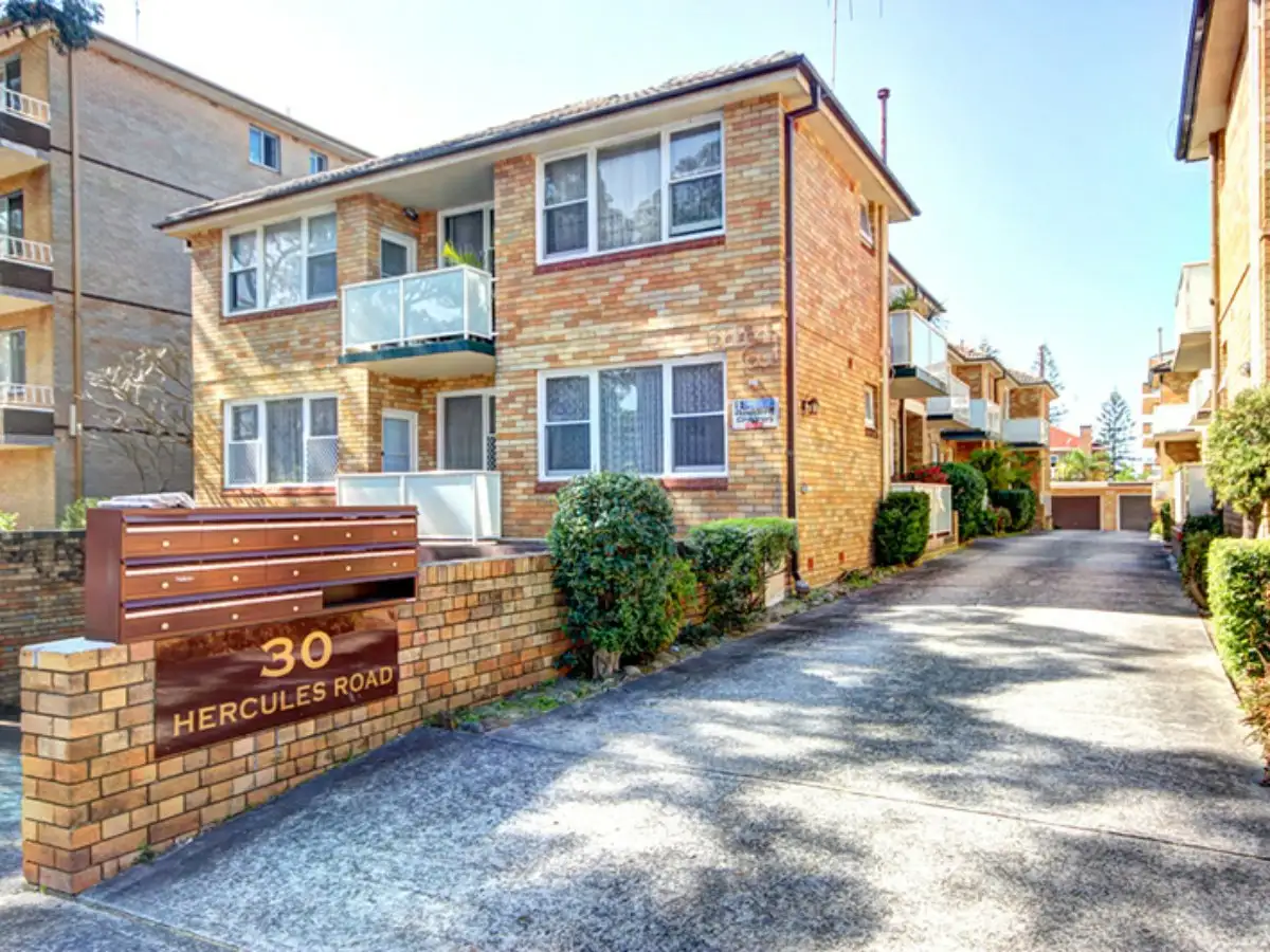 Main view of Homely unit listing, 4/30 Hercules Road, Brighton-Le-Sands NSW 2216