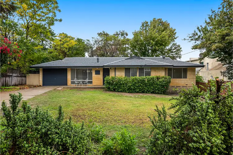 17 Cotherstone Road, Kalamunda WA 6076