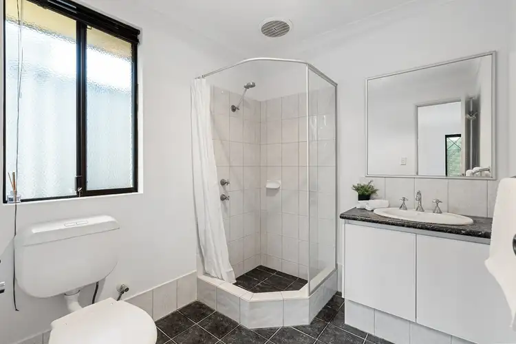 Sixth view of Homely house listing, 8 Shoalhaven Rise, Success WA 6164