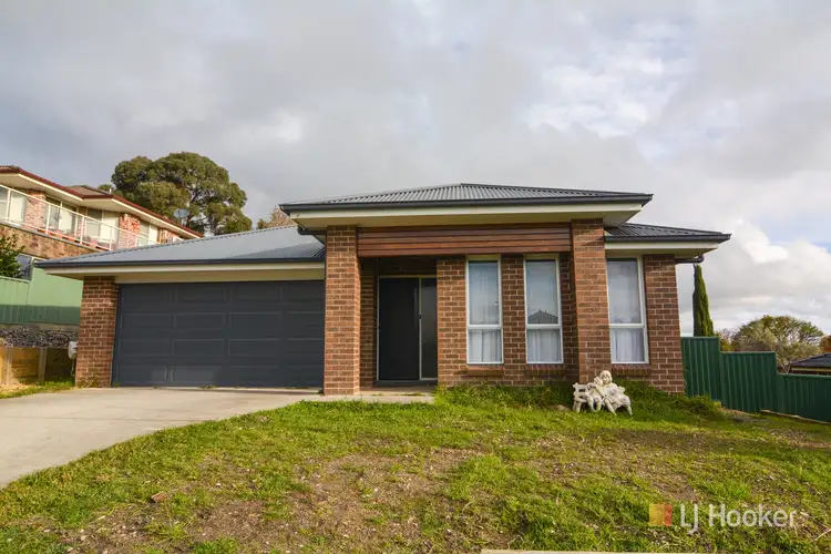 3 Acacia Close, Lithgow NSW 2790