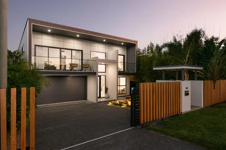 34 Crown Street, Belmont NSW 2280