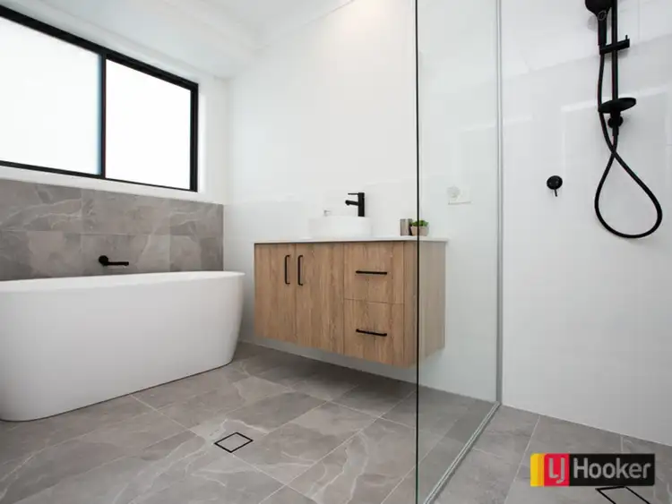 Sixth view of Homely house listing, 5 Jersey Close, Calala NSW 2340