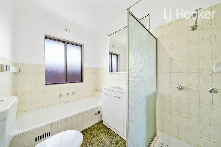 Fourth view of Homely unit listing, 6/154 John St, Cabramatta NSW 2166