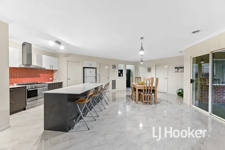 Second view of Homely house listing, 6 Caitlin Drive, Pakenham VIC 3810