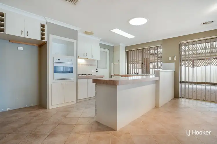 Seventh view of Homely house listing, 5 Gilling Place, Orelia WA 6167