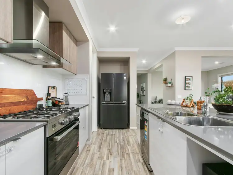 Sixth view of Homely house listing, 34 Phoebes Way, Eastwood VIC 3875