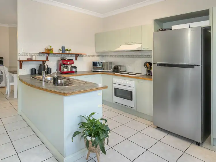 Fourth view of Homely house listing, 2 Queens Court, Forest Lake QLD 4078