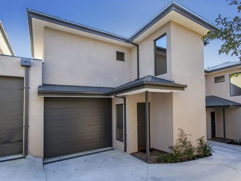 Main view of Homely townhouse listing, 2 Percy Close, Mooroolbark VIC 3138