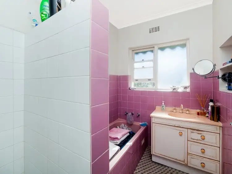 Fifth view of Homely house listing, 33 Ross Road, Queanbeyan NSW 2620