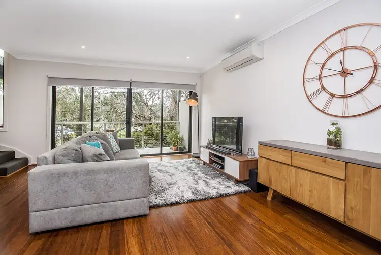Main view of Homely townhouse listing, 11 Lithgow Way, Mooroolbark VIC 3138