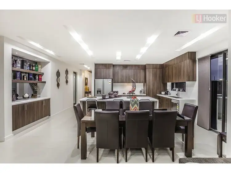 Sixth view of Homely house listing, 28 Season Way, Craigieburn VIC 3064