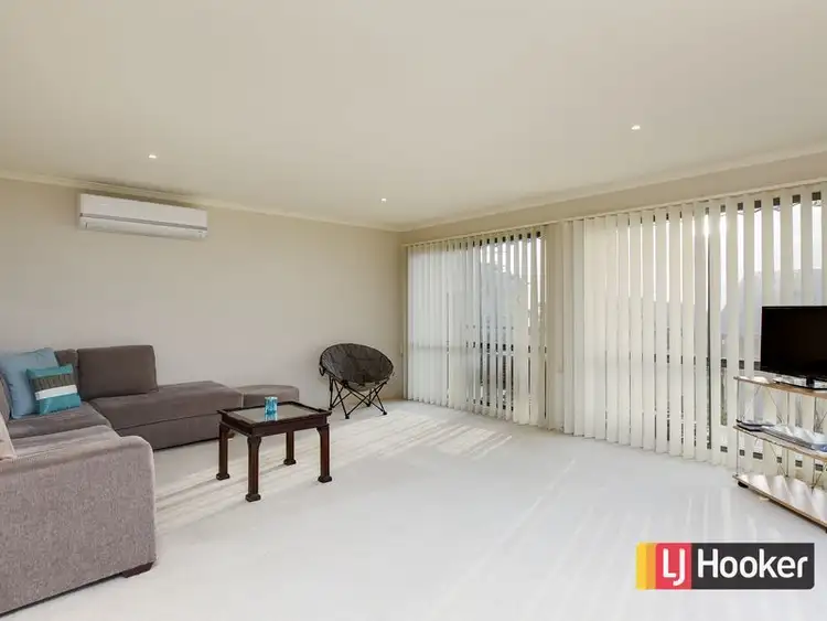 Seventh view of Homely townhouse listing, 1/39-41 Panorama Drive, San Remo VIC 3925