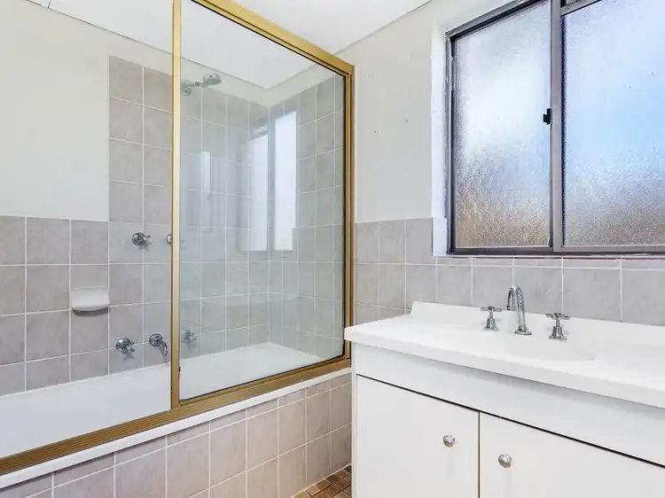 Sixth view of Homely apartment listing, 2/4 Heard Street, Mawson ACT 2607