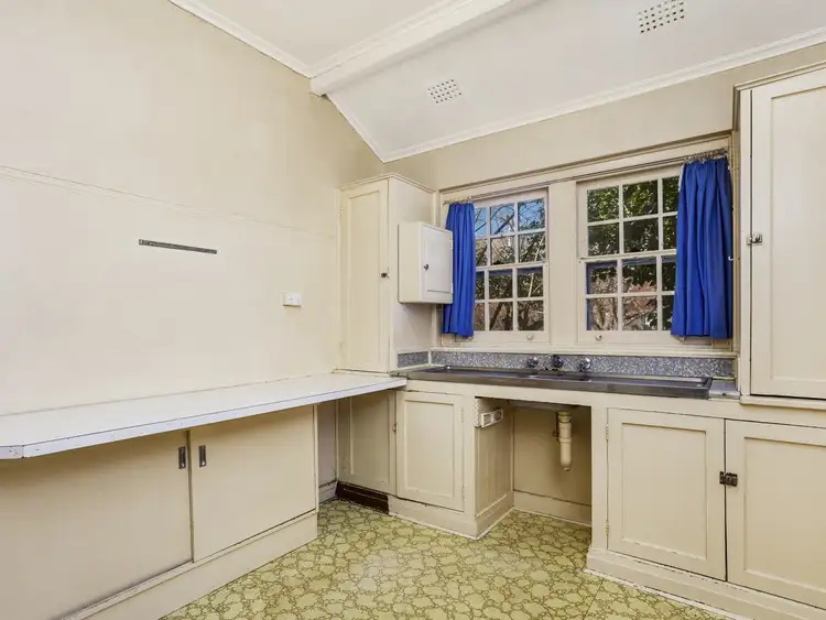Fifth view of Homely house listing, 86 Wakefield Gardens, Ainslie ACT 2602