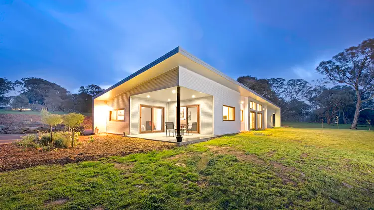 69 Settlers Road, Royalla NSW 2620