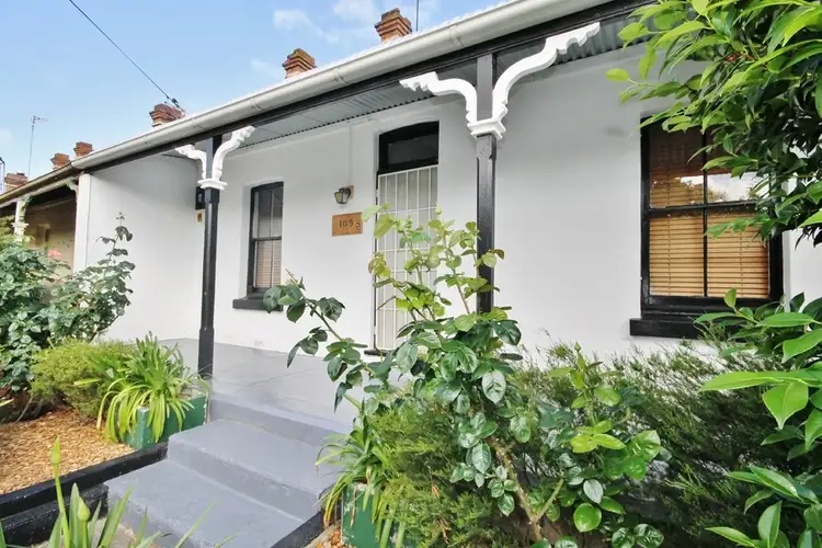 105 Seymour Street, Bathurst NSW 2795